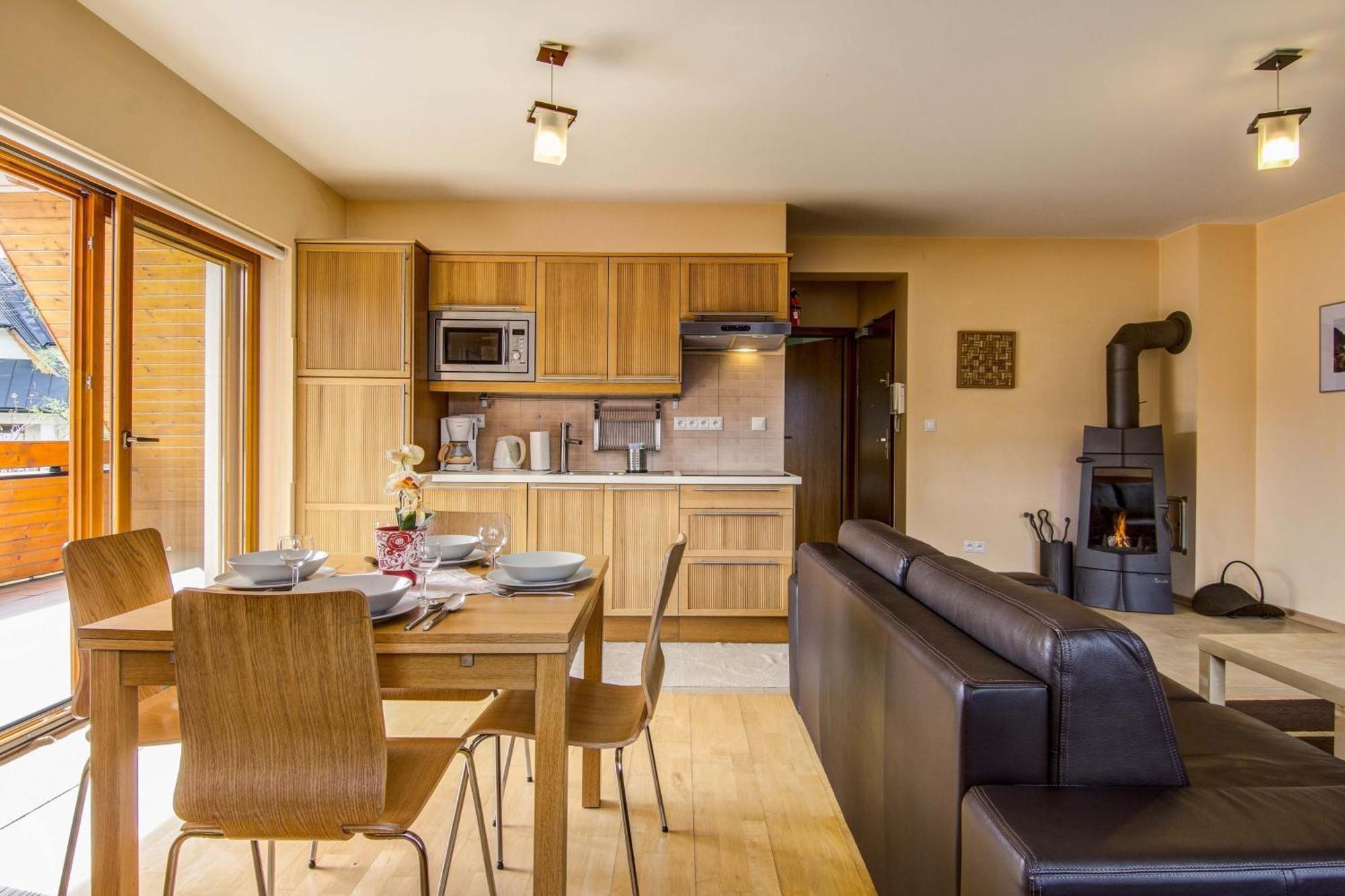 Апартаменти Apartament Bazylia Zakopane Косьцелісько Екстер'єр фото